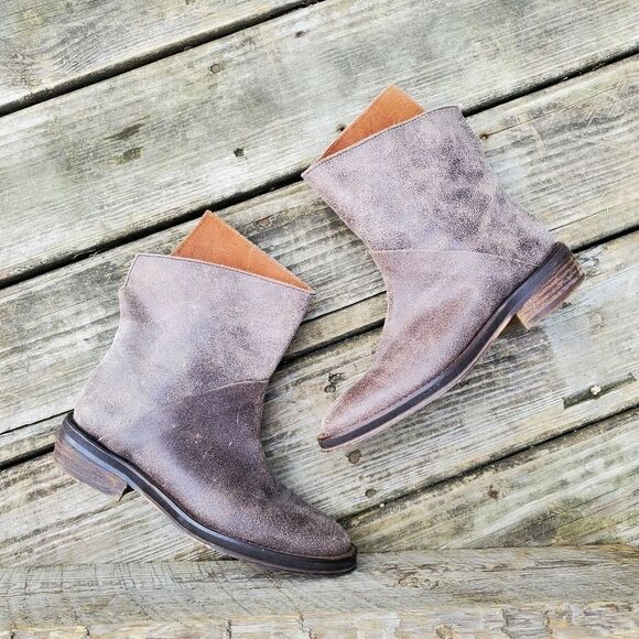 Anthropologie 67 Sixty Seven Brown Distressed Crackled Leather Ankle Boots 36 - Picture 3 of 12
